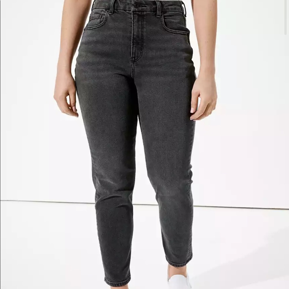 American Eagle Curvy Mom Jeans in dark grey